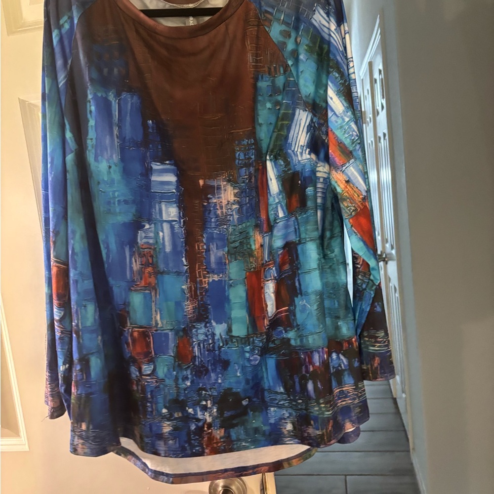 Vibrant Multicolor Top - Picture 7 of 9
